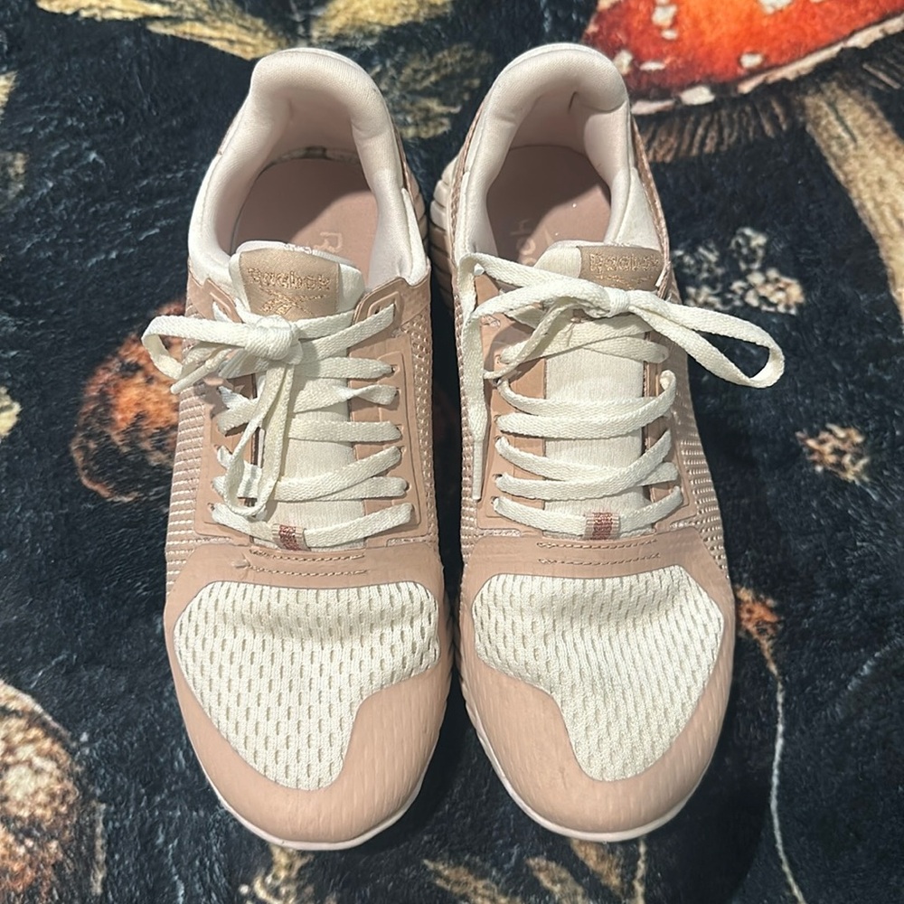 Reebok Tennis Shoes
